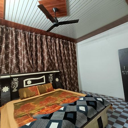 Keshav Narayan Home Stay Mathura Kültér fotó